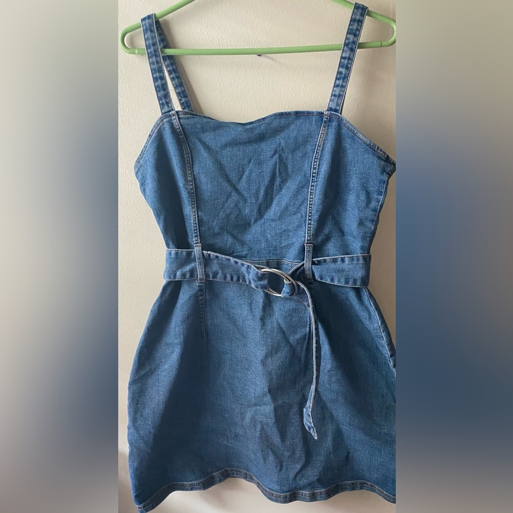 H&M blue denim dress with belt TAGS STILL ON size medium
